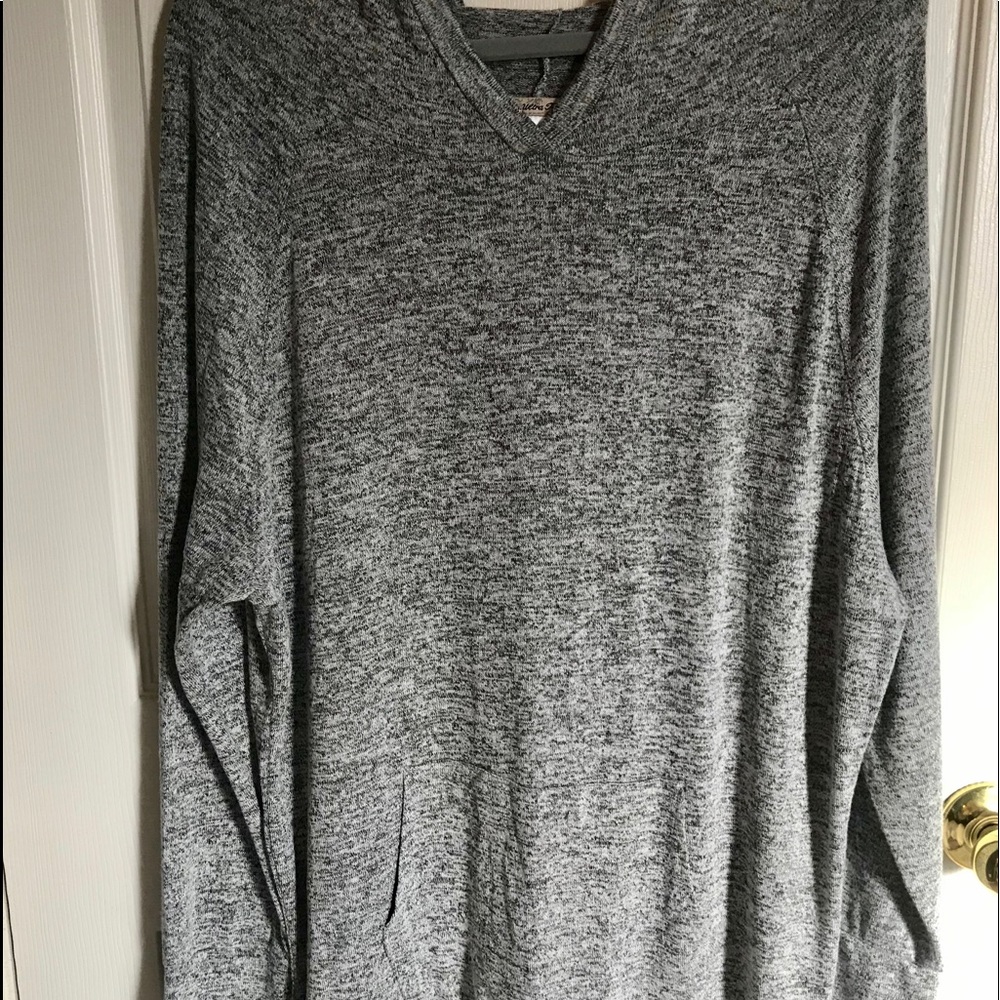 Ultra teeze brand hooded gray tunic. 2X